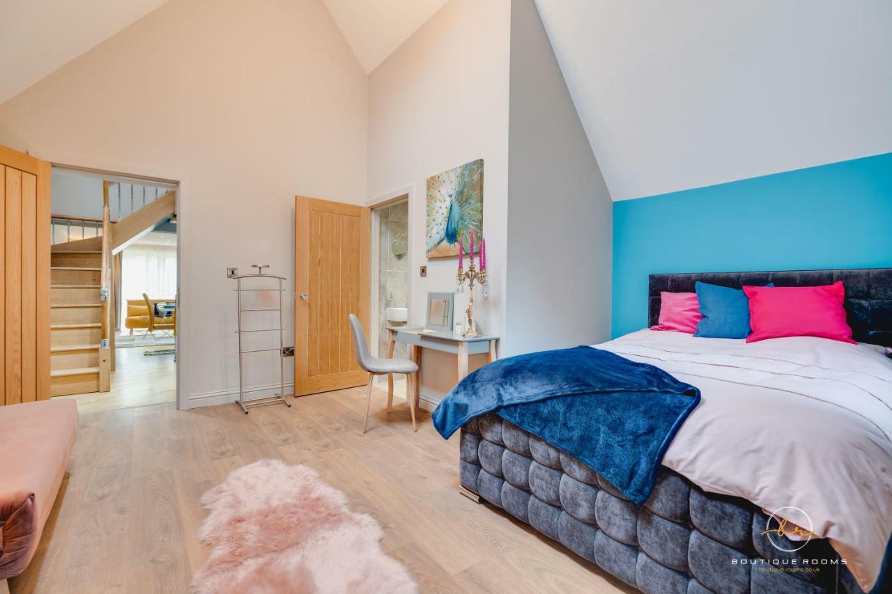 The Retreat Sauna & Hot Tub Boutique Rooms Great Paxton Bagian luar foto